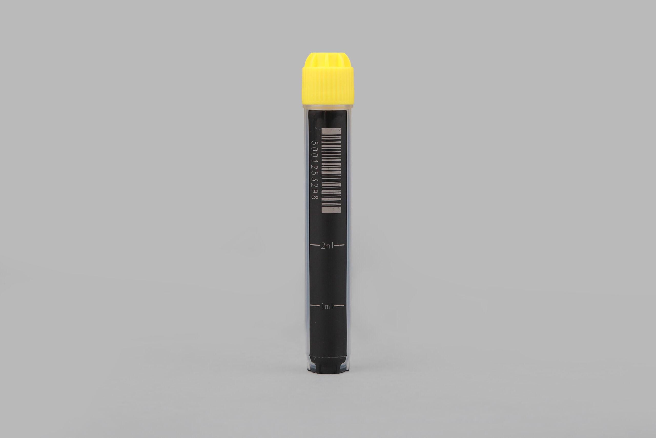 2D barcode on bottom, and 1D barcode on side (614047) | Nest | Ushelf