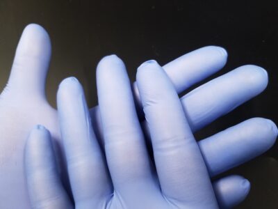 Nitrile examination gloves